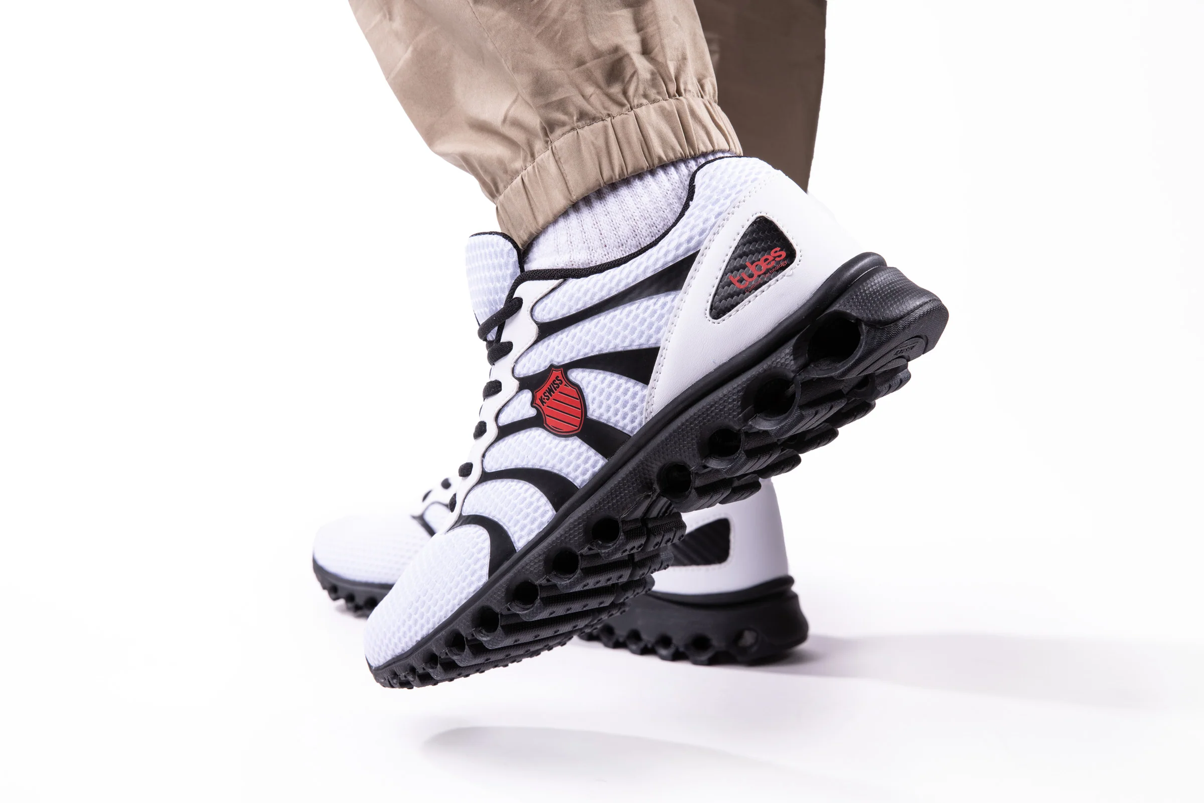 07112-104-XW | TUBES 200 | WHITE/BLACK/RED - Image 11