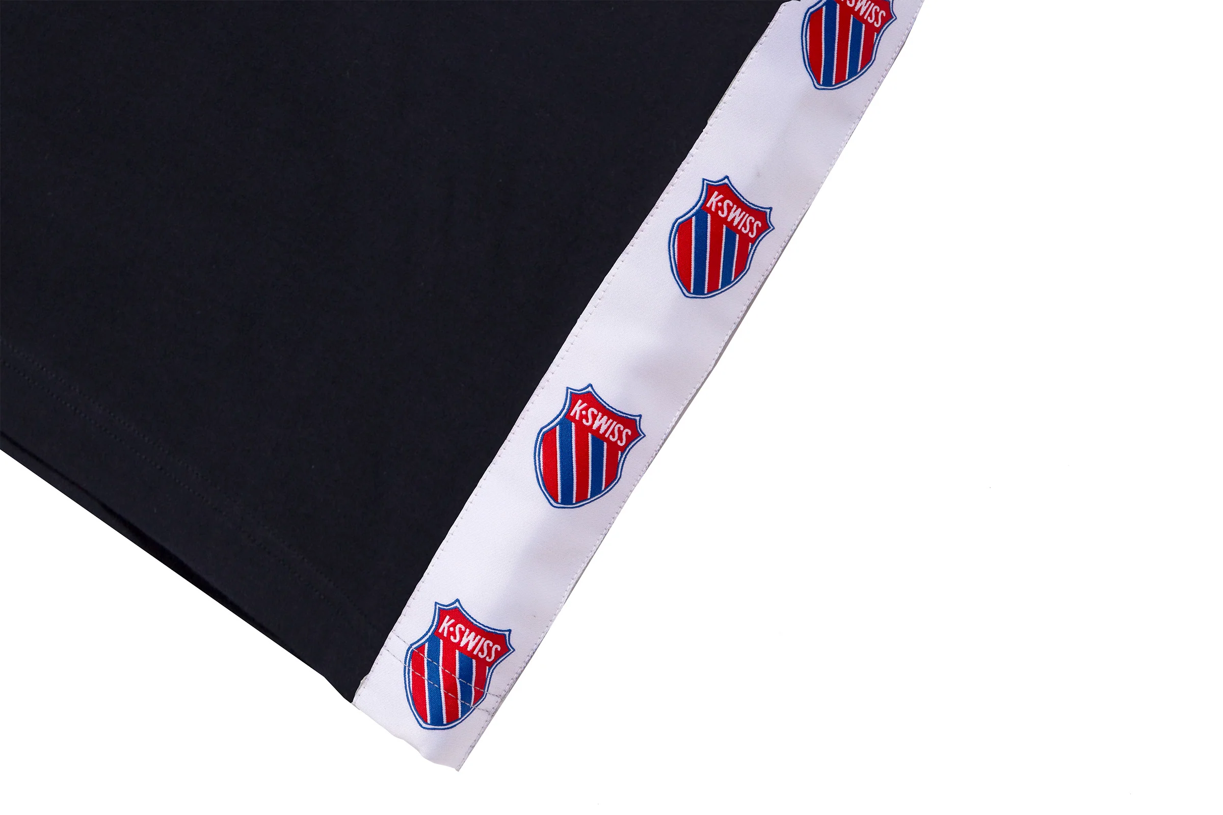 102438-400 | MENS BADGED TEE | NAVY - Image 3