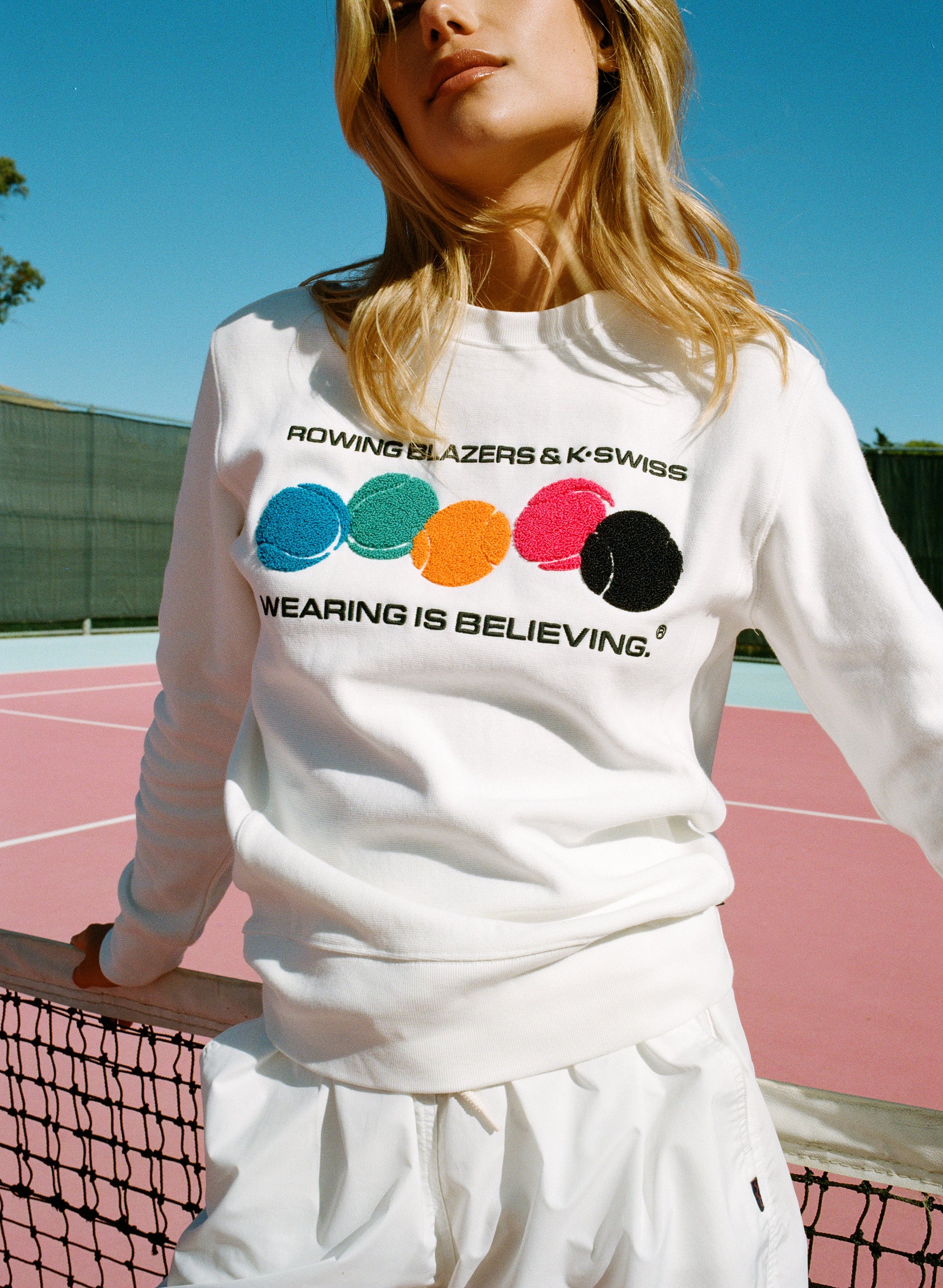106074-100 | ROWING BLAZERS X K-SWISS CREWNECK SWEATSHIRT | WHITE - Image 4